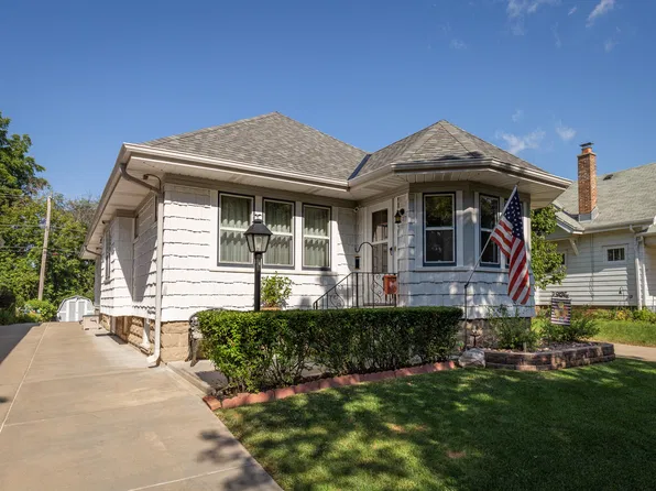 1701 S 82nd St, West Allis, WI 53214