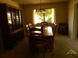 1130 Rose Ave, Shafter, CA 93263