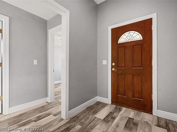 4th image of 3903 White House Ln