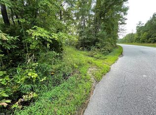 555 Freeman Mill Rd, Suffolk, VA 23438