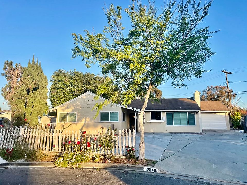 2nd image of 12346 Flint Pl
