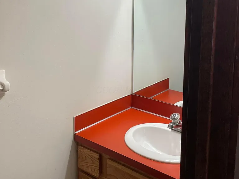 6378 Chippenhook Ct — Photo 8