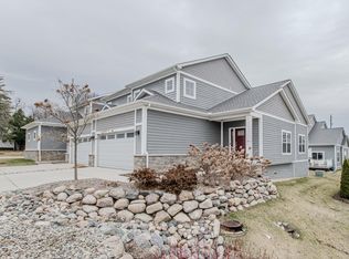 108 E Henry St #806, Saline, MI 48176