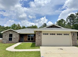 74 Trace Dr, Mchenry, MS 39561