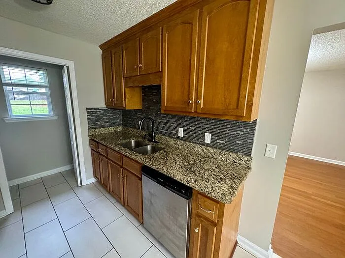 103 Balsam Poplar Way — Photo 6