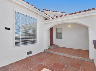 2000 S Dunsmuir Ave, Los Angeles, CA 90016
