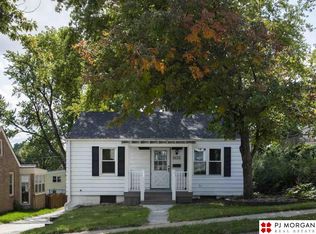 6123 Pierce St, Omaha, NE 68106