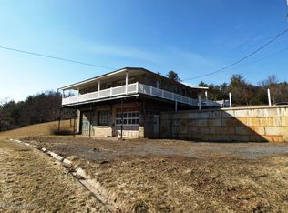 3240 Little Gap Rd, Palmerton, PA 18071