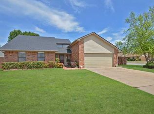 2009 Shorewood Ln, Edmond, OK 73003