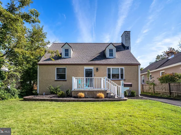 18 Highland Ave, Flourtown, PA 19031