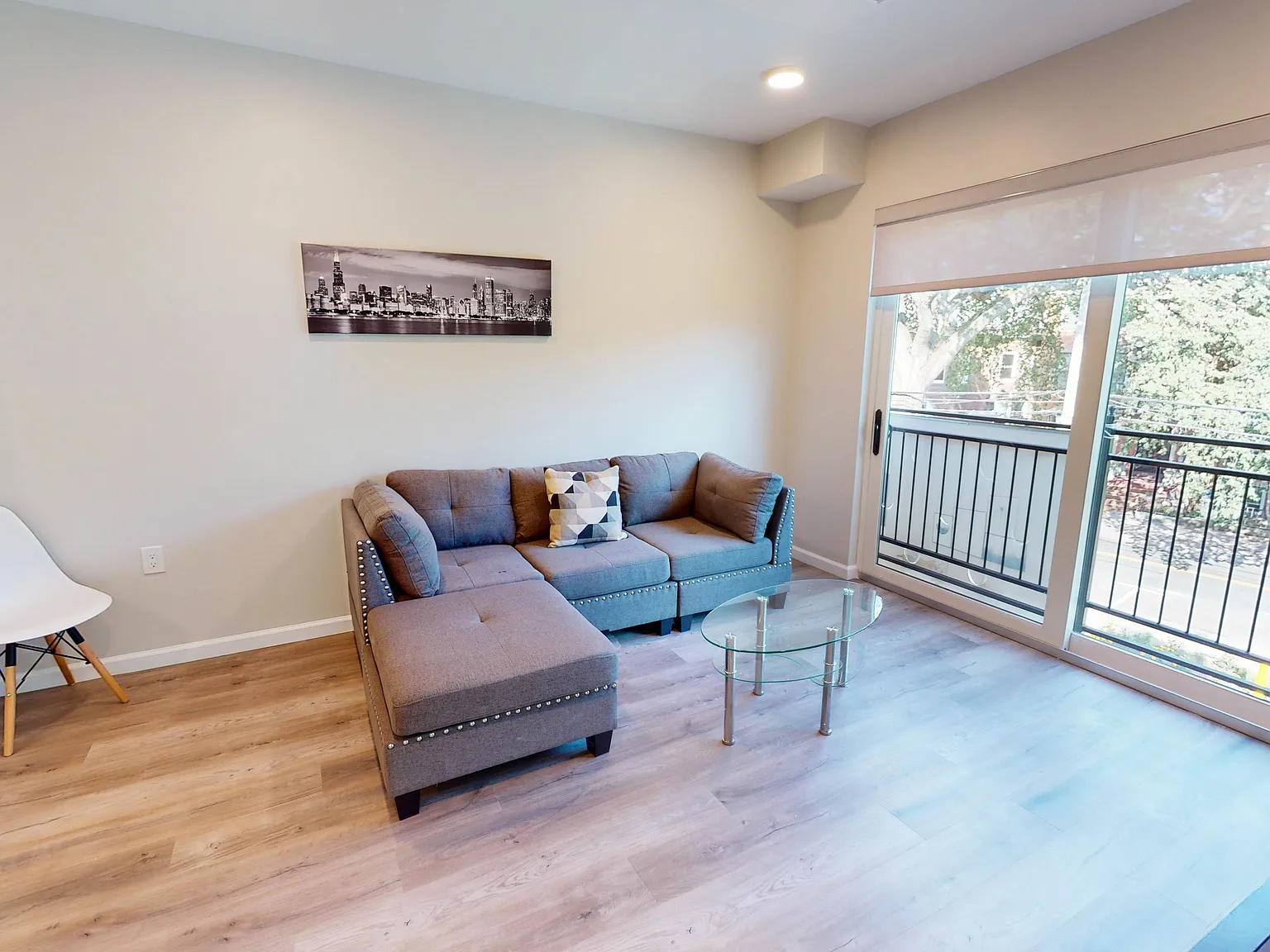 2 bed, $2,250 — Photo 3