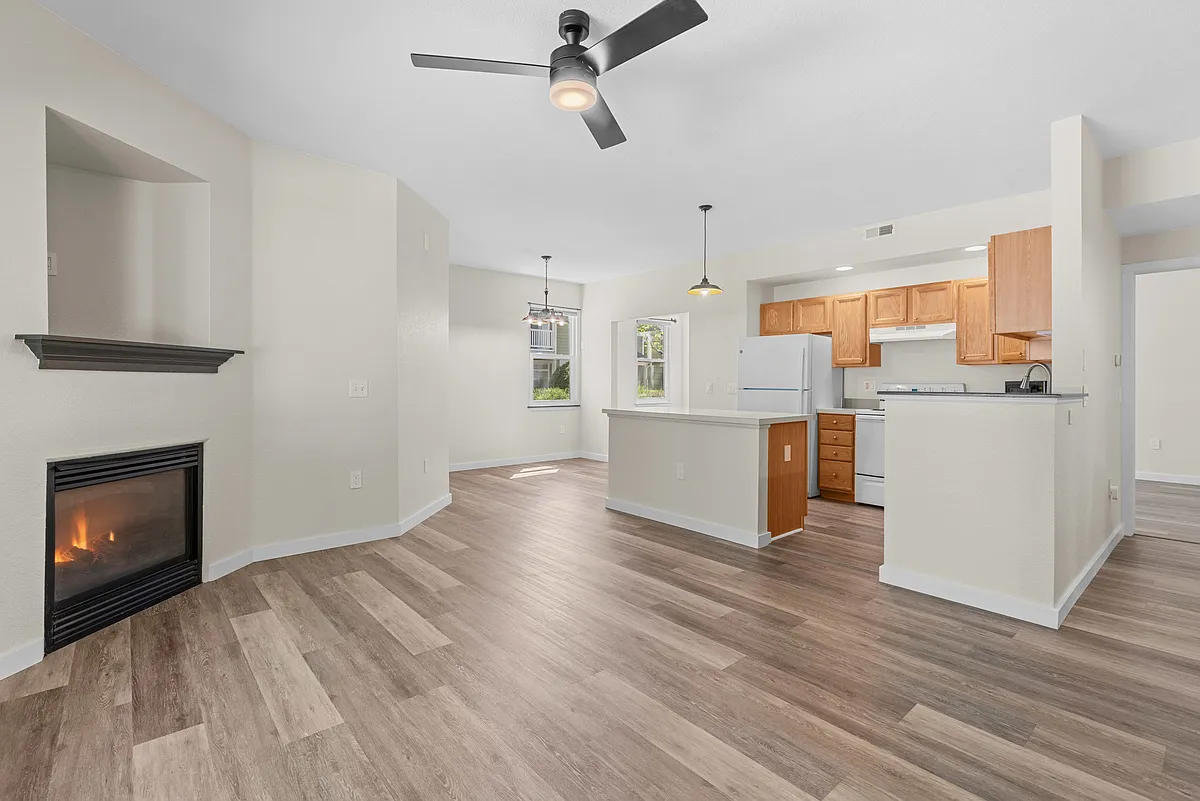 Well-maintained unit with LVP flooring, updated appliances and lighting throughout - 635 Gooseberry Dr #1704