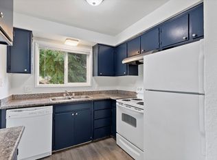 Briar Rose Apartments, Portland, OR 97233