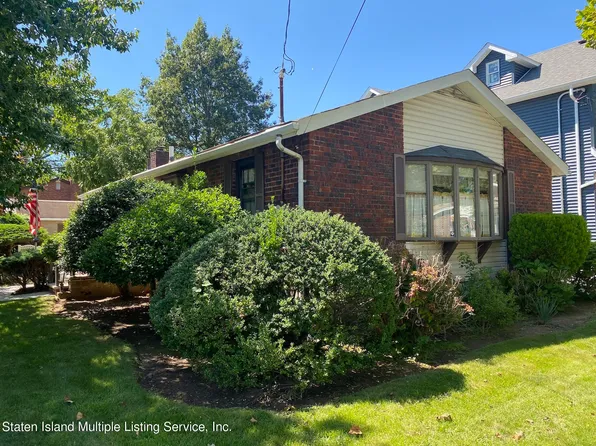 94 Penn Ave, Staten Island, NY 10306