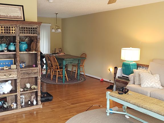4th image of 801 Edgemont North St Unit 3