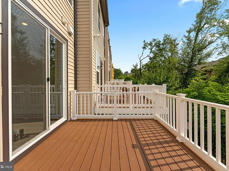 7249 Mountaineer Dr — Photo 10