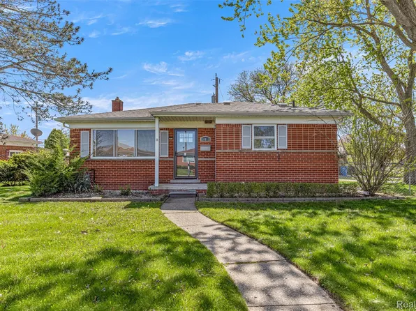 26011 Keith St, Dearborn Heights, MI 48127