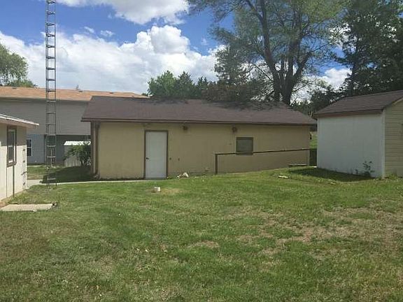 4th image of 206 S Maloney Dr