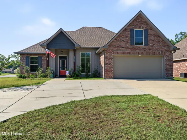 18245 Commission Rd, Long Beach, MS 39560