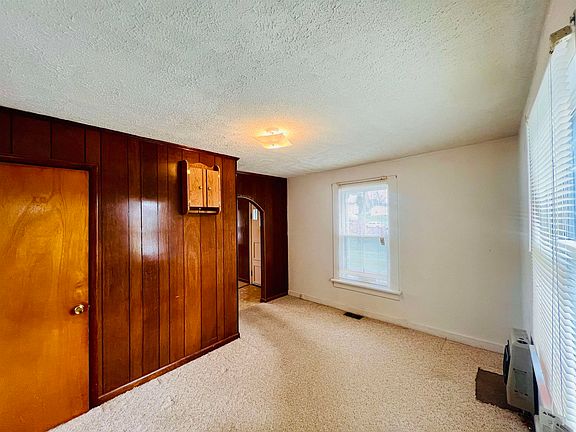 4th image of 226 Hurd Ln