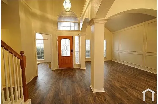 Building Photo - 311 Fort Edward Dr