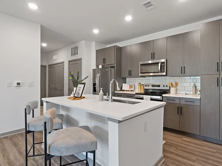 The Quinn Luxury Apartments — Photo 56
