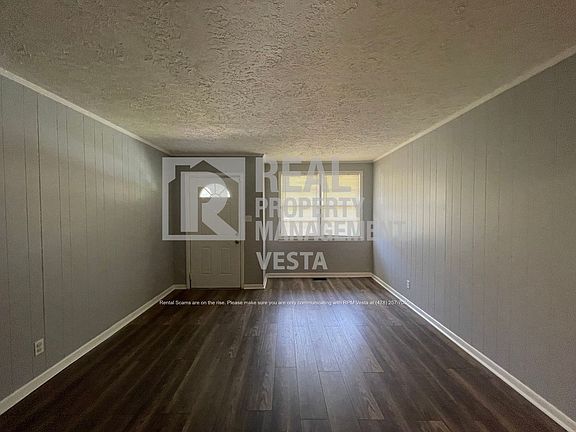 2nd image of 3100 Sharon Dr #B