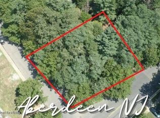 98 Duda Ln, Aberdeen, NJ 07747