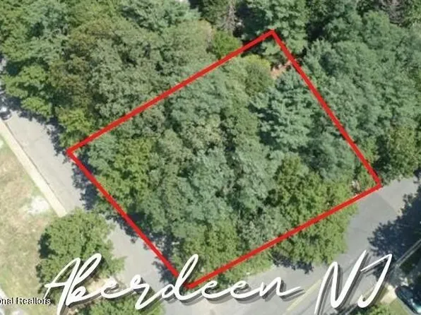 98 Duda Lane, Aberdeen, NJ 07747