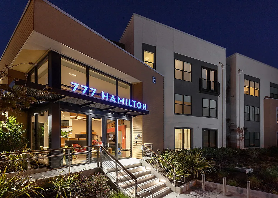 777 Hamilton