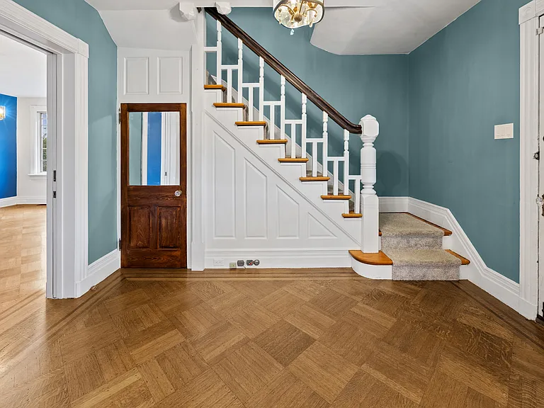 1509 Upland Ave — Photo 13
