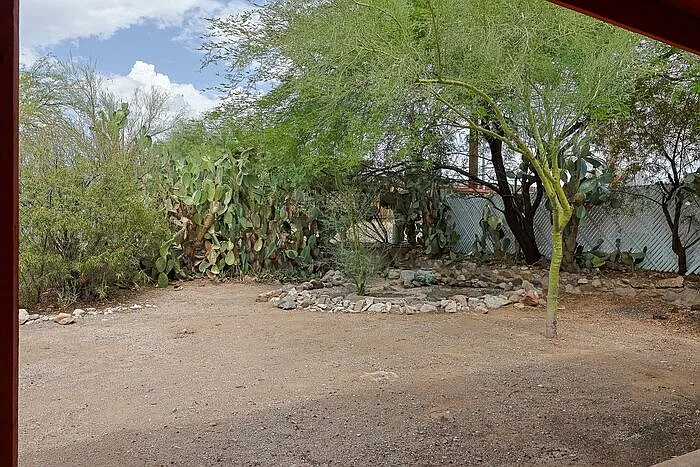 618 N Medford Dr — Photo 31