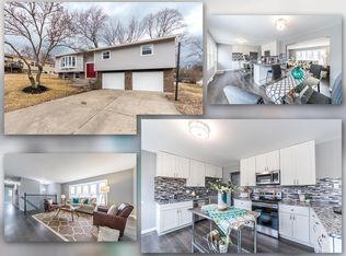 4 Cambridge Ct, Saint Charles, MO 63301