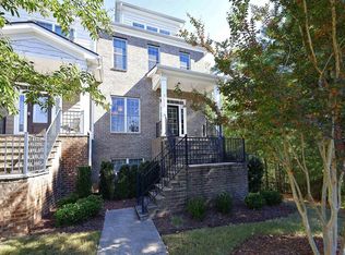 1050 Residents Clb, Cary, NC 27519