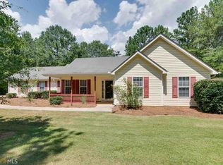 1267 Coan Dr, Locust Grove, GA 30248
