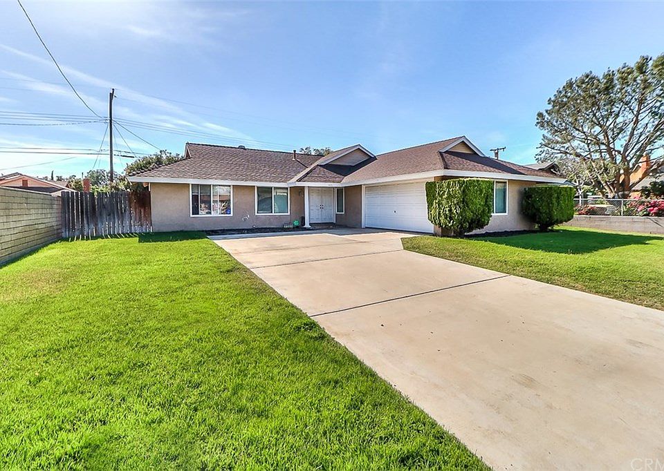 1st image of 9836 Pepper Ave