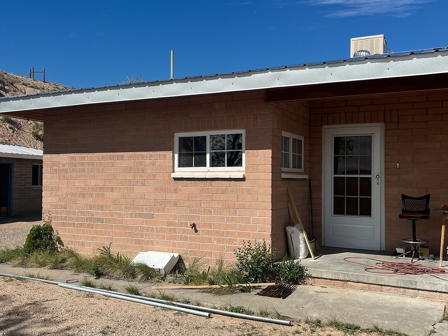 3 bed, 1810 sqft, $2,500 — Photo 1