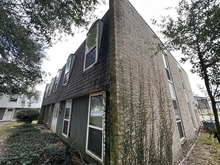 4547 Alvin Dark Ave — Photo 2