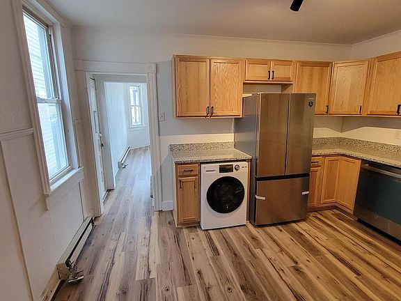 2nd image of 23-25 Blocker St