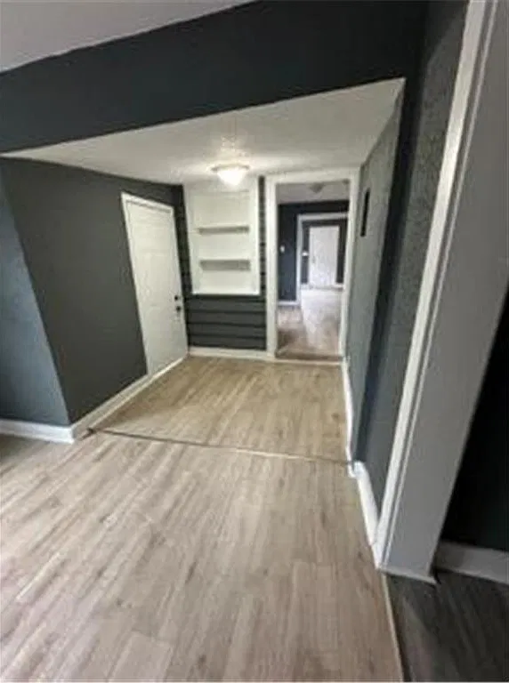 241 Front Ave — Photo 1