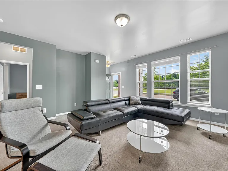 23668 Northstone Village Dr — Photo 7