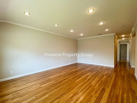 3rd image of 4050 Duggan Dr
