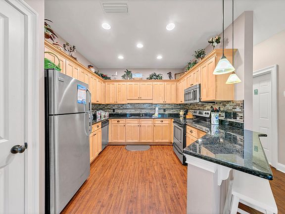 3rd image of 11 S Wildflower Dr Unit 324