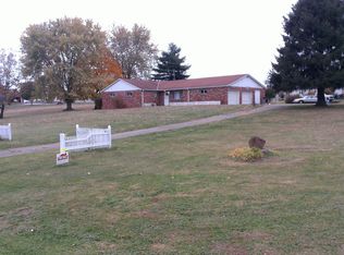 1087 Swans Rd NE, Newark, OH 43055