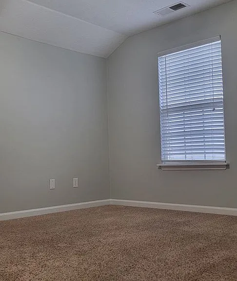 696 Liberty Hill Dr — Photo 14