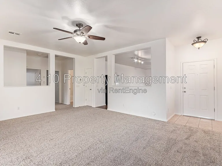 45305 W Balboa Dr — Photo 11
