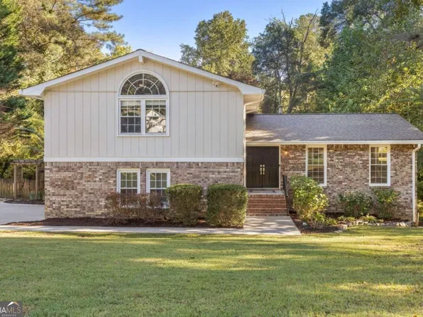 3774 Cherokee Pl SE, Marietta, GA 30067