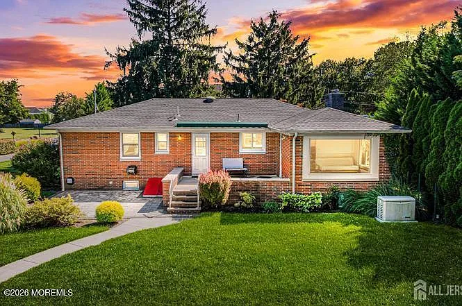 7 Addalia Ln — Photo 2