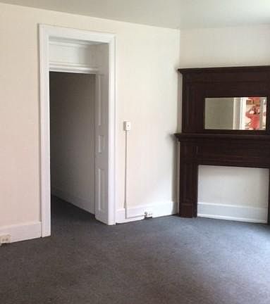 5th image of 156 S Potomac St APT 1R