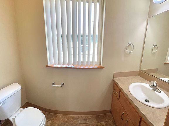 5th image of 1727 Mill St #3